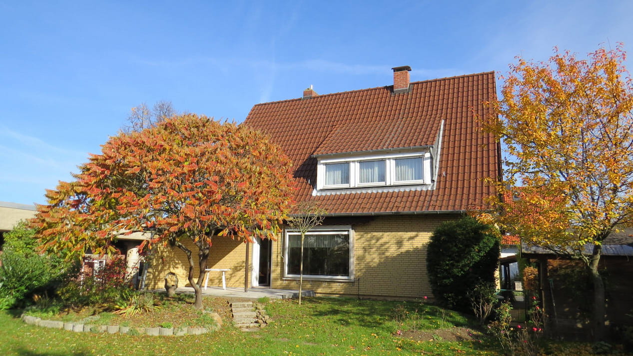 VERKAUFT: Feines Einfamilienhaus mit Potential in ruhiger Seitenstraße